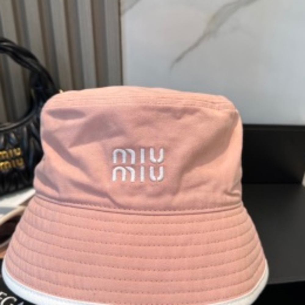 🌸Miu Miu🌸Pink Bucket Hat White Embroidered Logo Trim